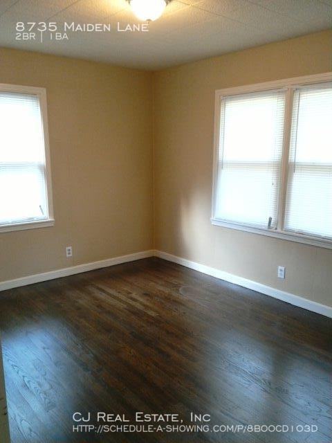 8735 Maiden Ln - Photo 4 of 7