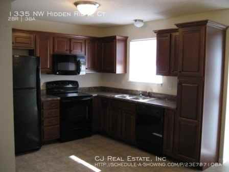 1335 Nw Hidden Ridge Ct - Photo 3 of 4