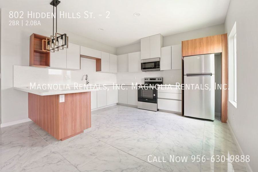 802 Hidden Hills St #2 - Photo 4 of 13