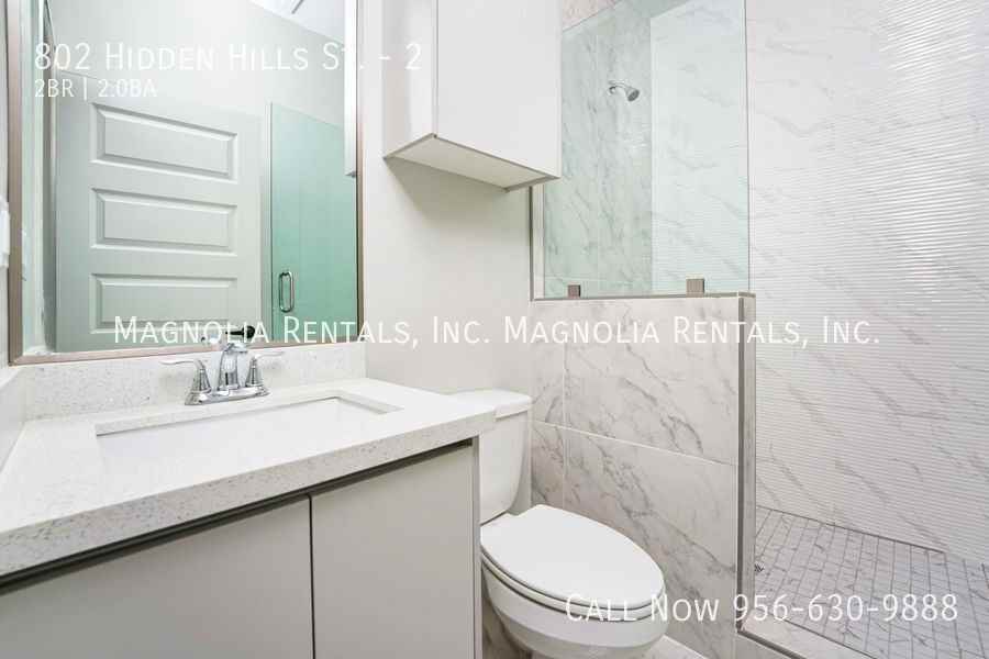 802 Hidden Hills St #2 - Photo 5 of 13