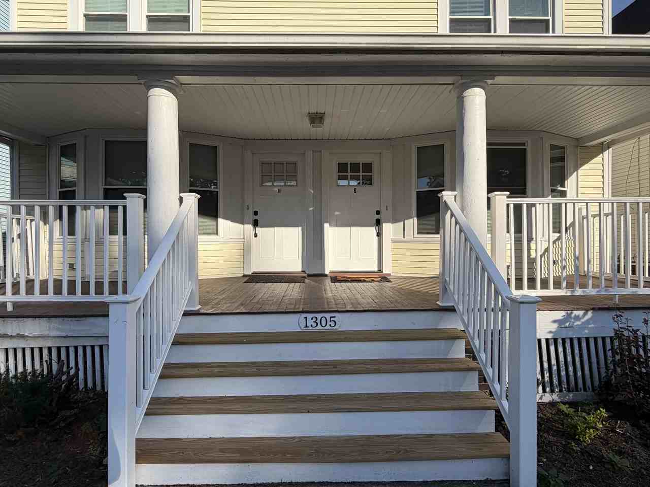 1305 West 106th Street - Photo 2 of 15