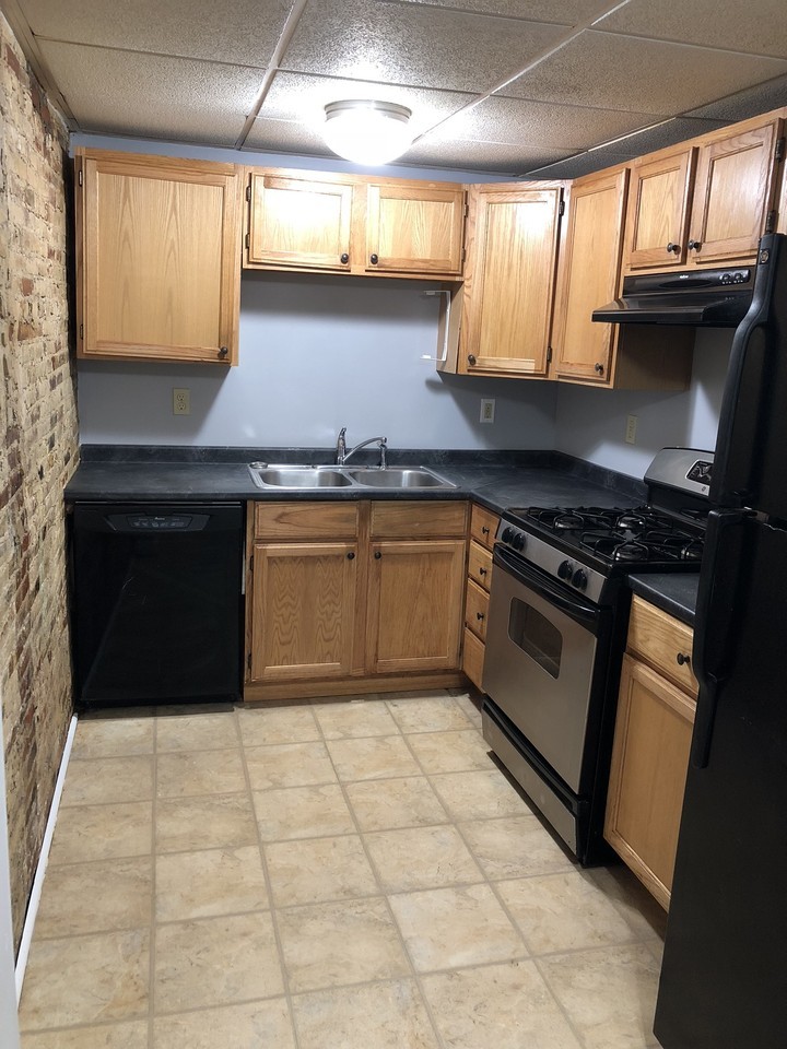 223 Pearl Street - Photo 2 of 25