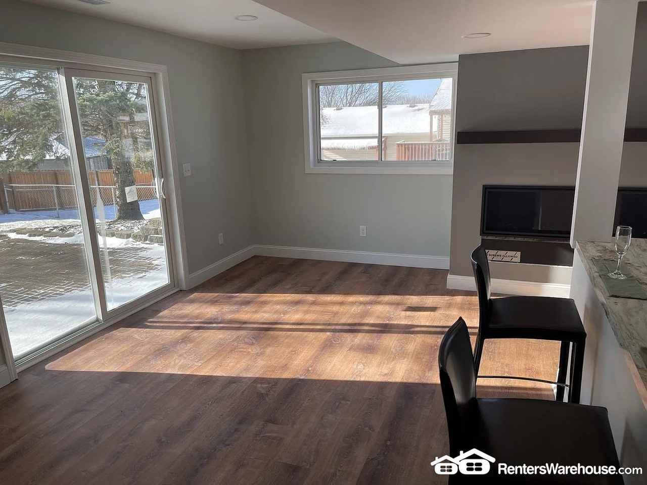 108 Country Ct Ne - Photo 5 of 12