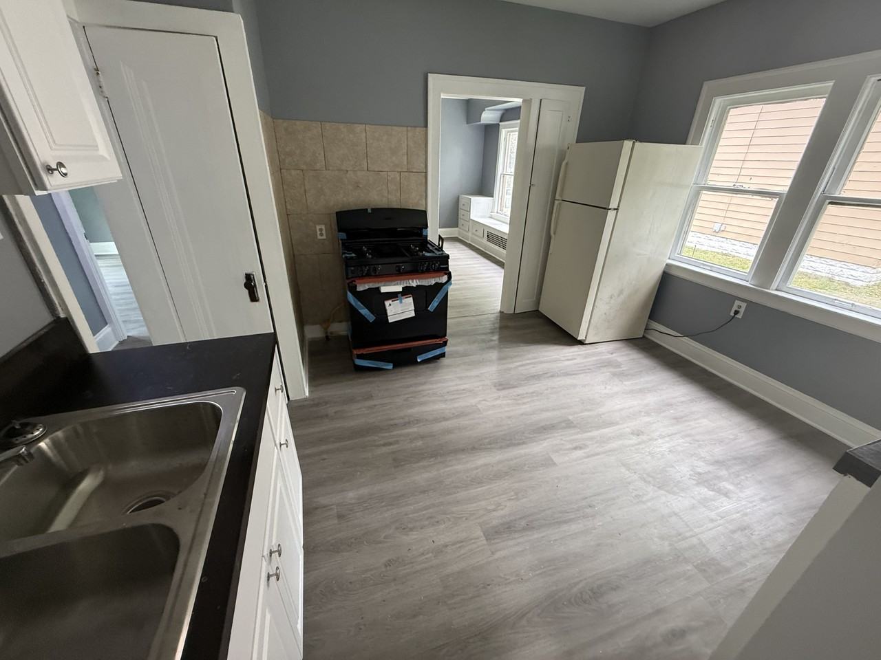 908 Work Dr #1 - Photo 7 of 10