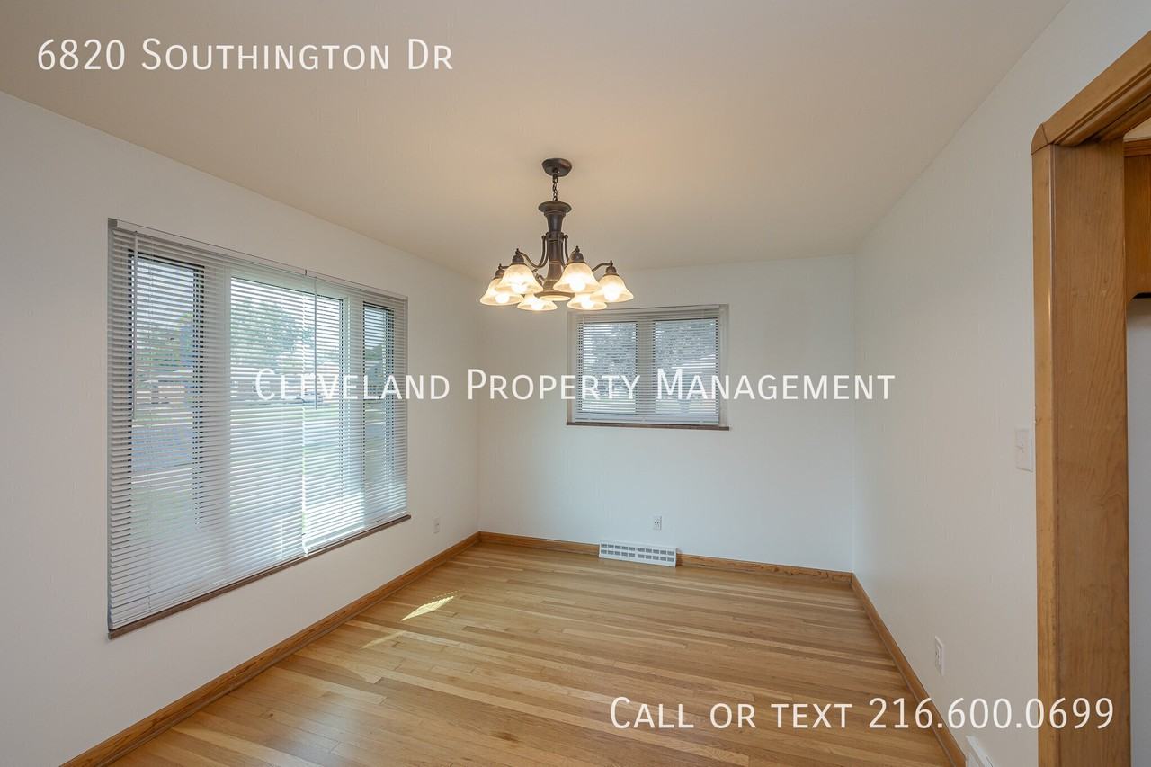 6820 Southington Dr - Photo 7 of 23