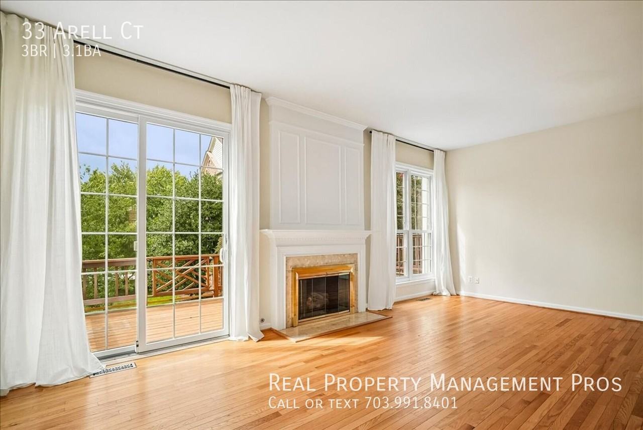 33 Arell Ct - Photo 2 of 35