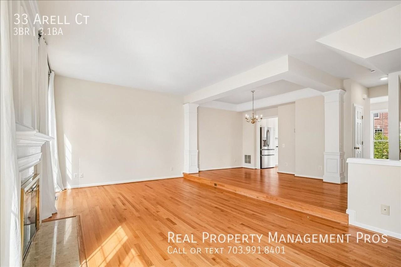 33 Arell Ct - Photo 3 of 35