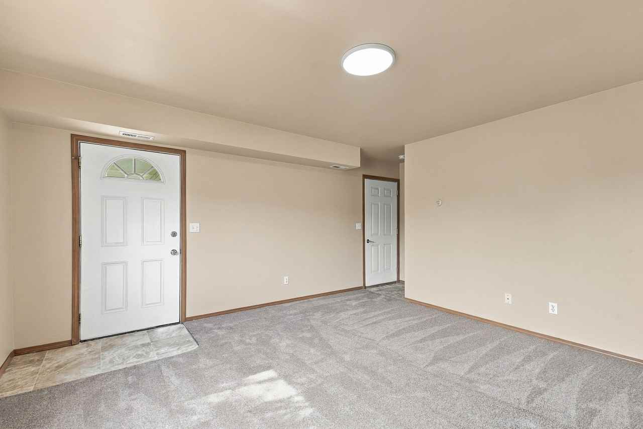 800 N Regal Ct #A - Photo 4 of 27