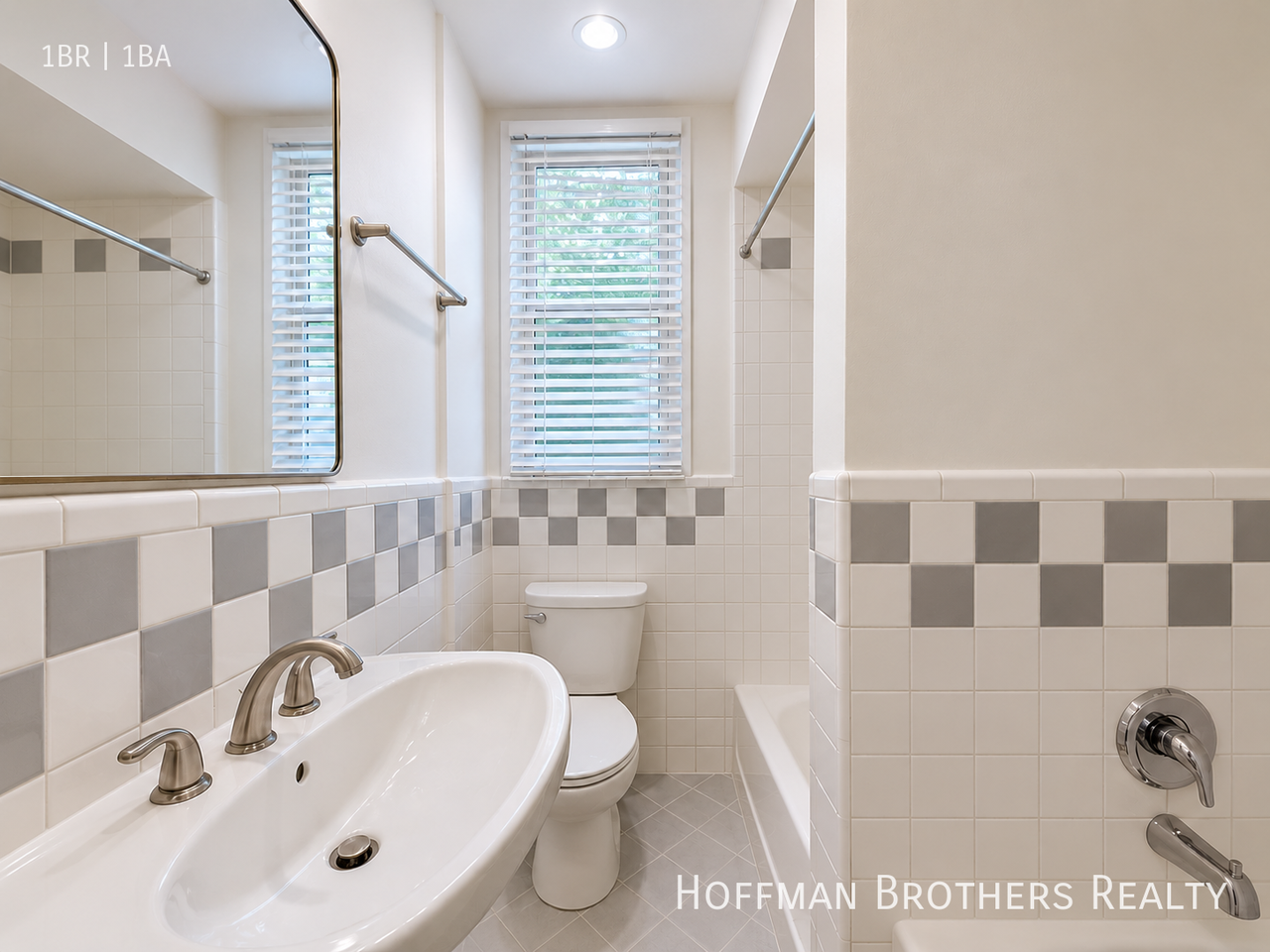 366 N Orange Grove Ave #2 - Photo 5 of 6