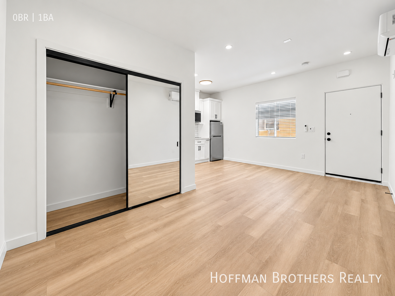 4193 1/8 Leimert Blvd
