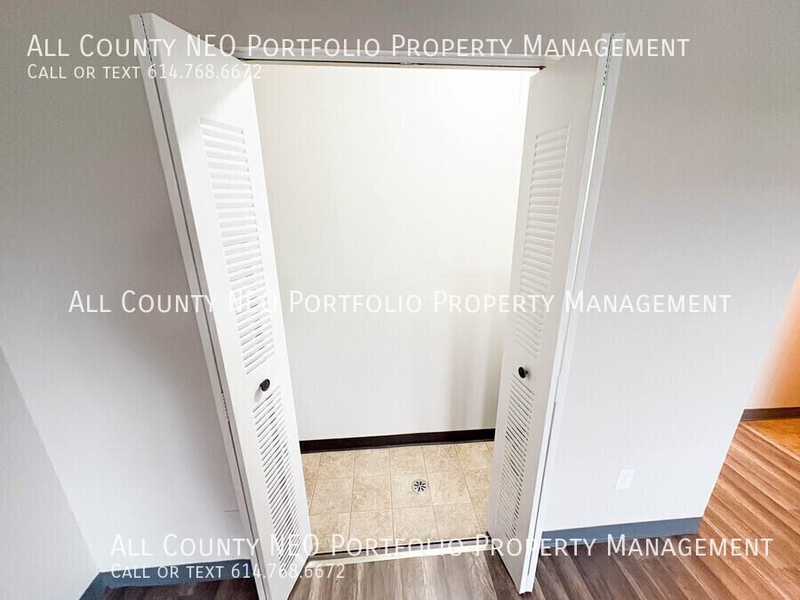 935 S Court St #19 - Photo 5 of 15