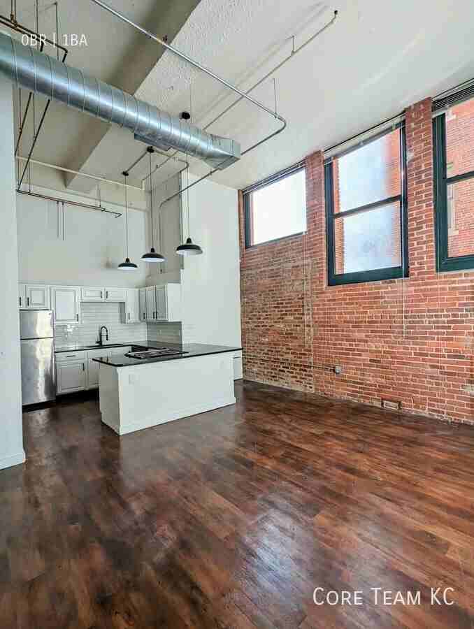 934 Broadway Blvd #108