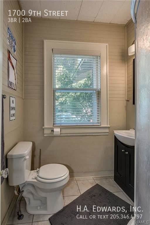 1700 9th St - Photo 6 of 6