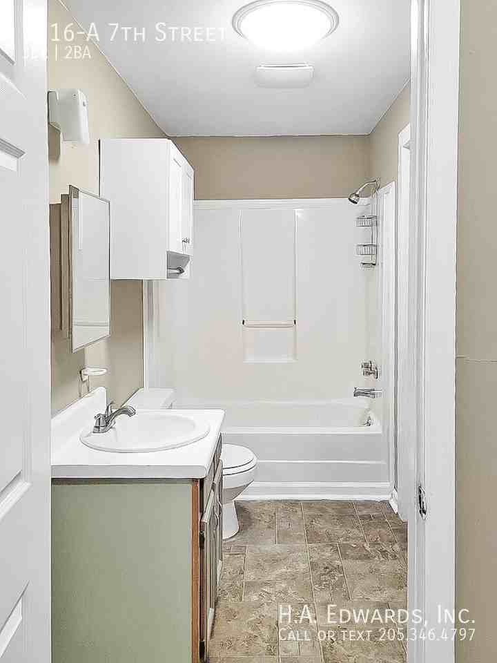 1416A 7th St - Photo 2 of 6