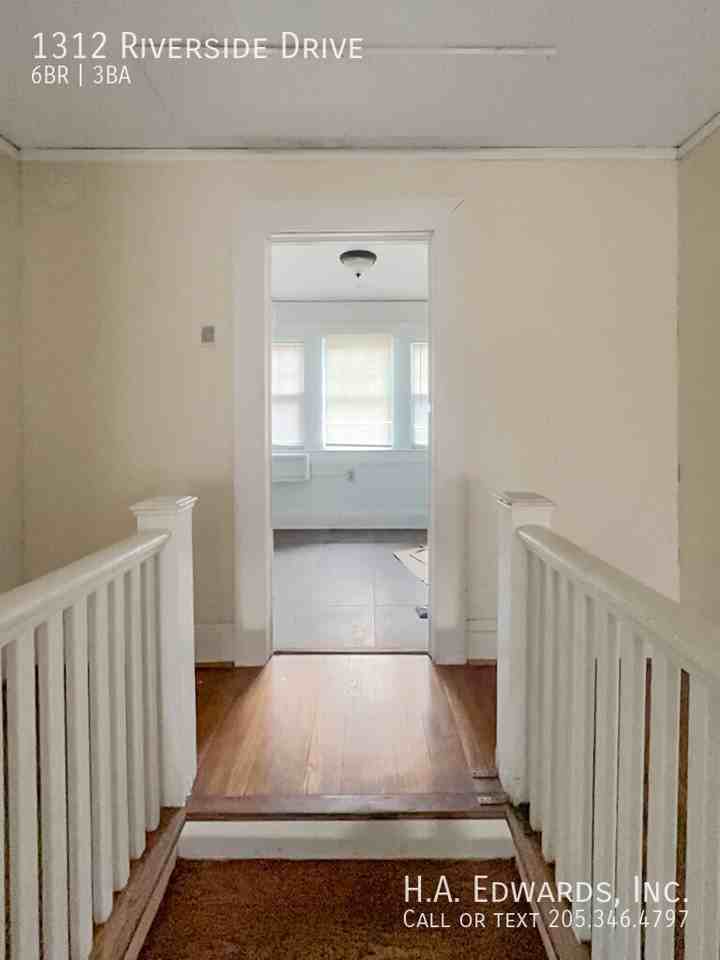 1312 Riverside Dr - Photo 6 of 6