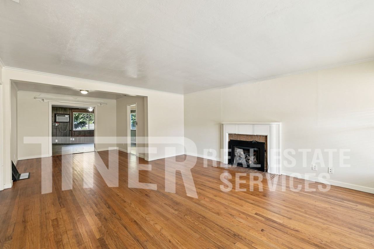 2511 Cathay Ct - Photo 2 of 25