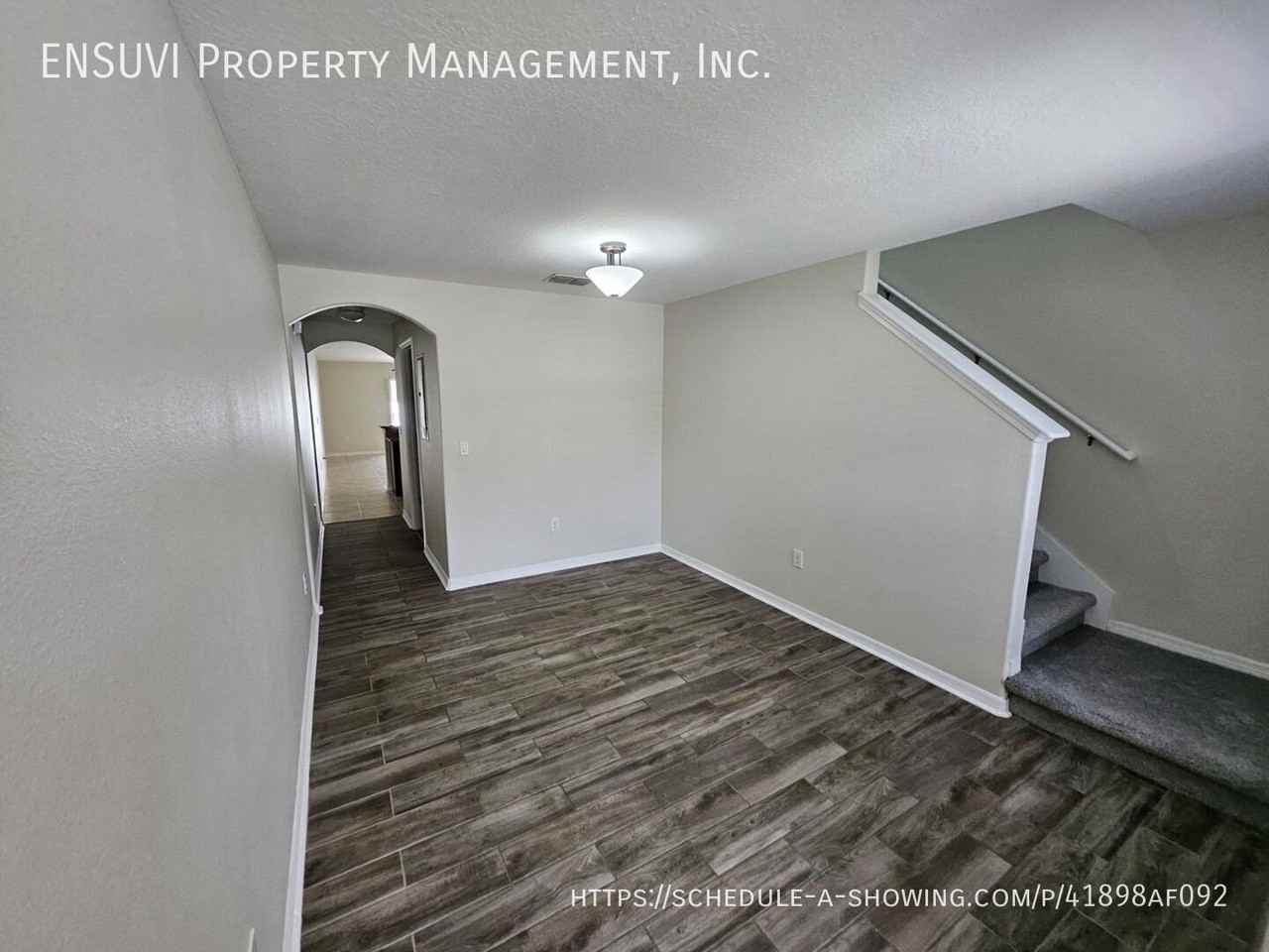 9732 Trumpet Vine Loop - Photo 2 of 15