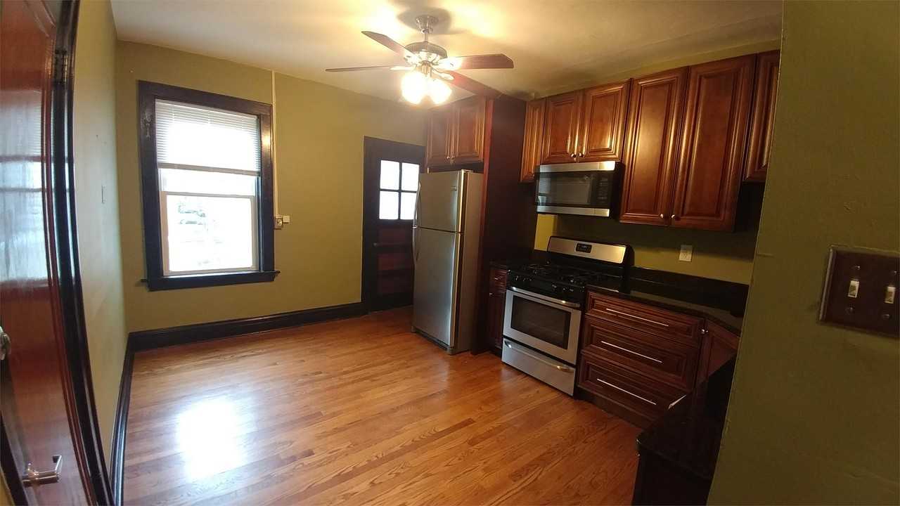 4981A Oleatha Ave #4981A - Photo 5 of 7