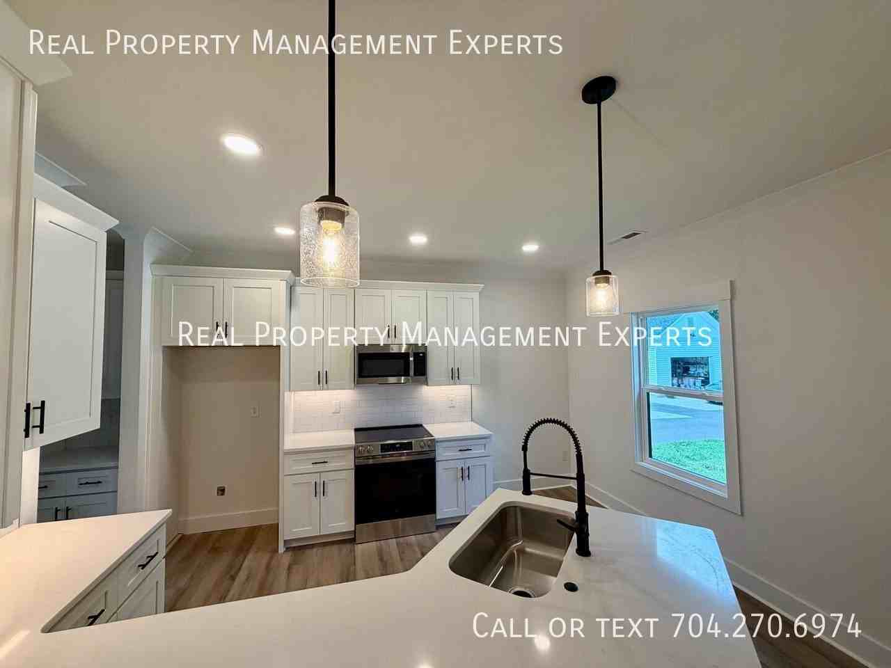 356 Main St - Photo 4 of 22