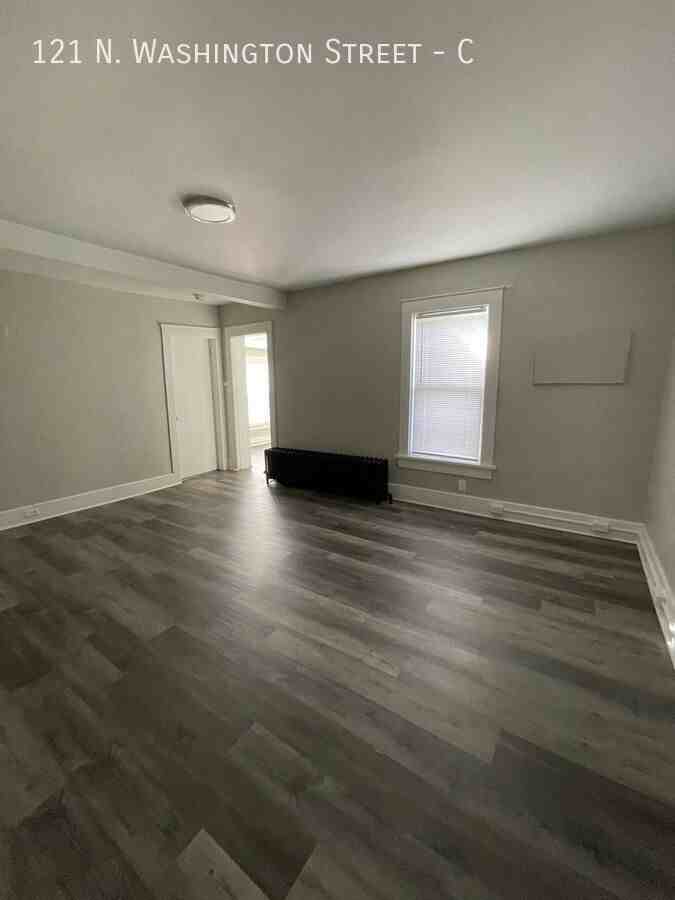 121 N Washington St #C - Photo 3 of 11