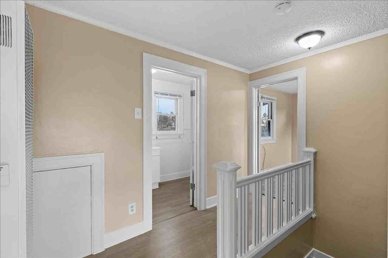 301 W 14th St #301-1-2 - Photo 5 of 12
