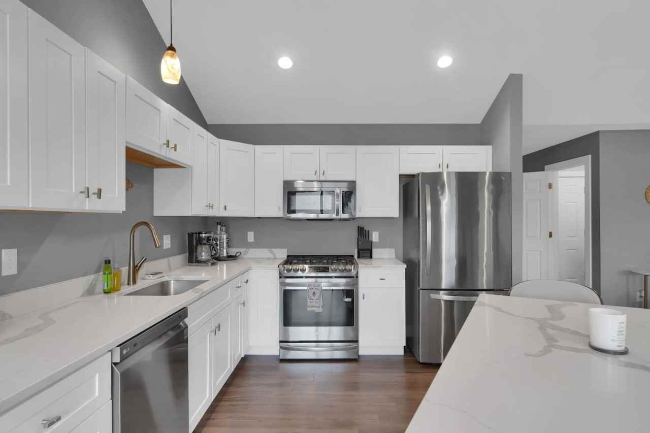7082 Huron St - Photo 2 of 21