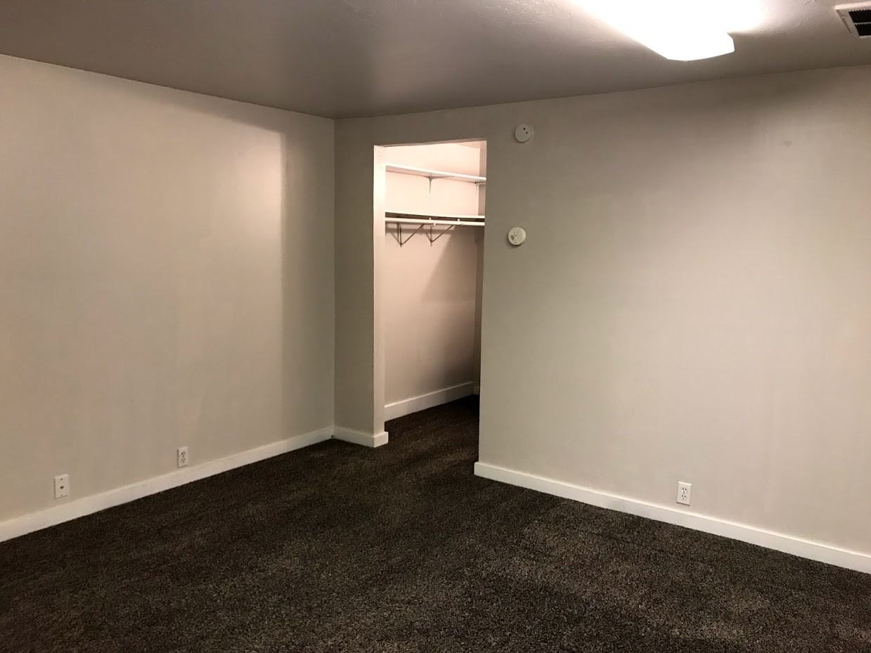 3443 S State St #10 - Photo 4 of 11