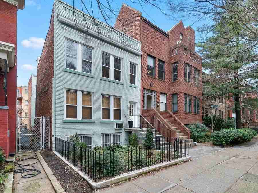 1816 T St Nw #D - Photo 2 of 33