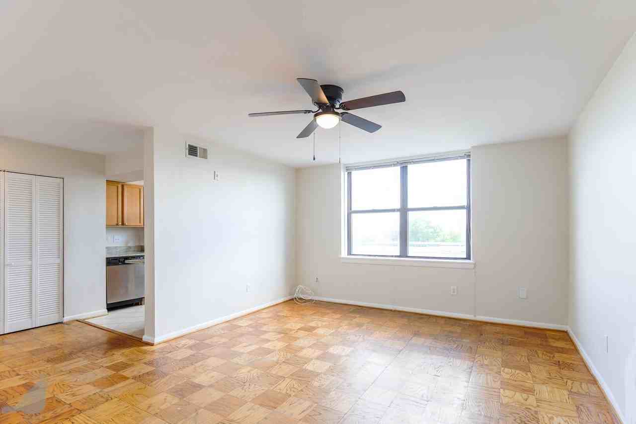 3902 14th St Nw #720 - Photo 3 of 32