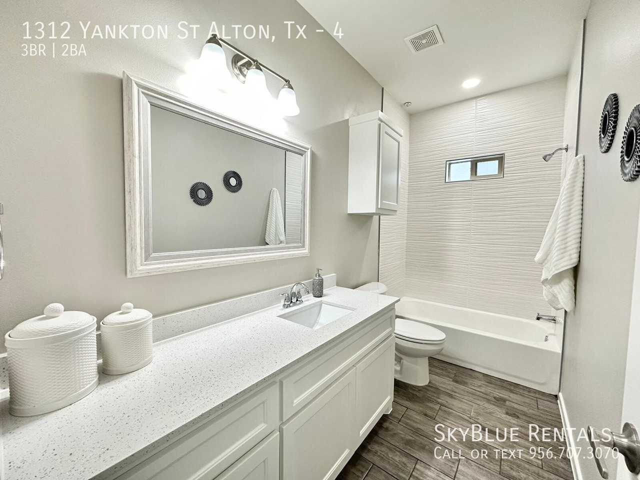 1312 S Yankton St #4 - Photo 5 of 5