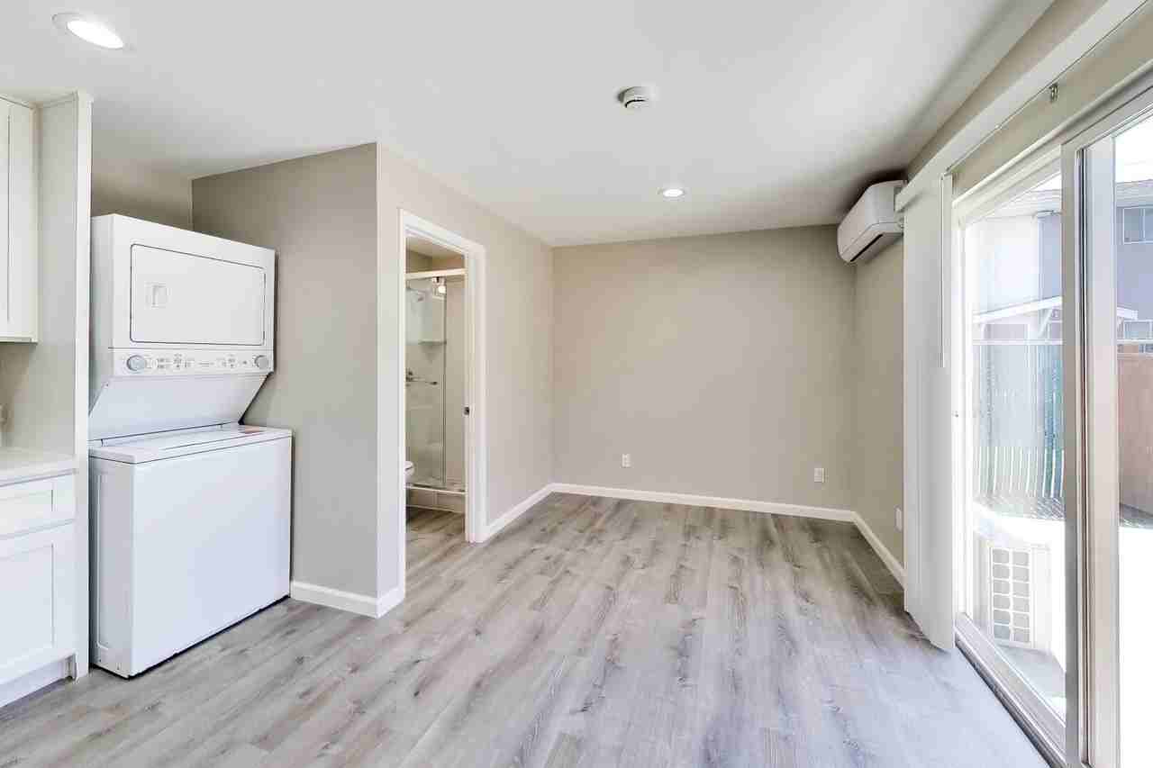 21161 Garden Ave - Photo 6 of 13