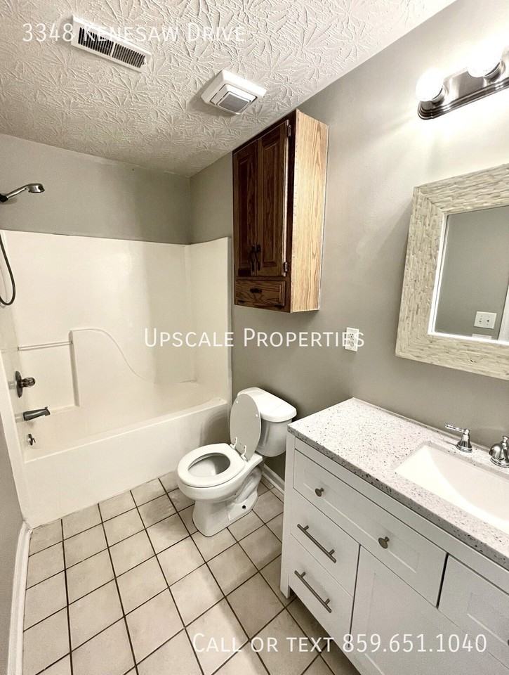 3348 Kenesaw Dr - Photo 6 of 19