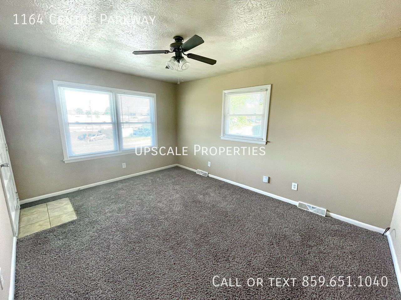1164 Centre Pkwy - Photo 2 of 8