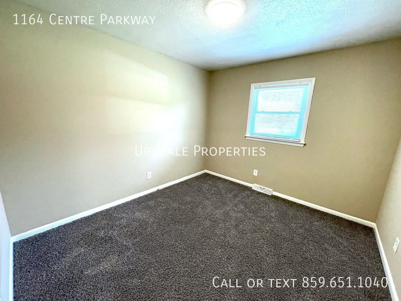 1164 Centre Pkwy - Photo 6 of 8