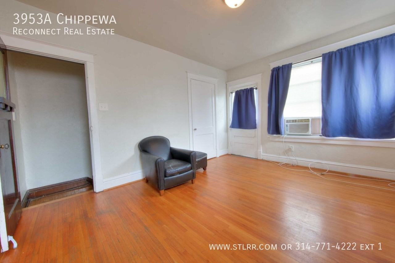 3953A Chippewa St - Photo 3 of 8