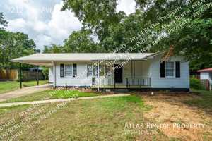 featured image of 3212 2nd Ave