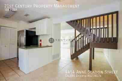 4454 Anne Sladon St - Photo 5 of 18