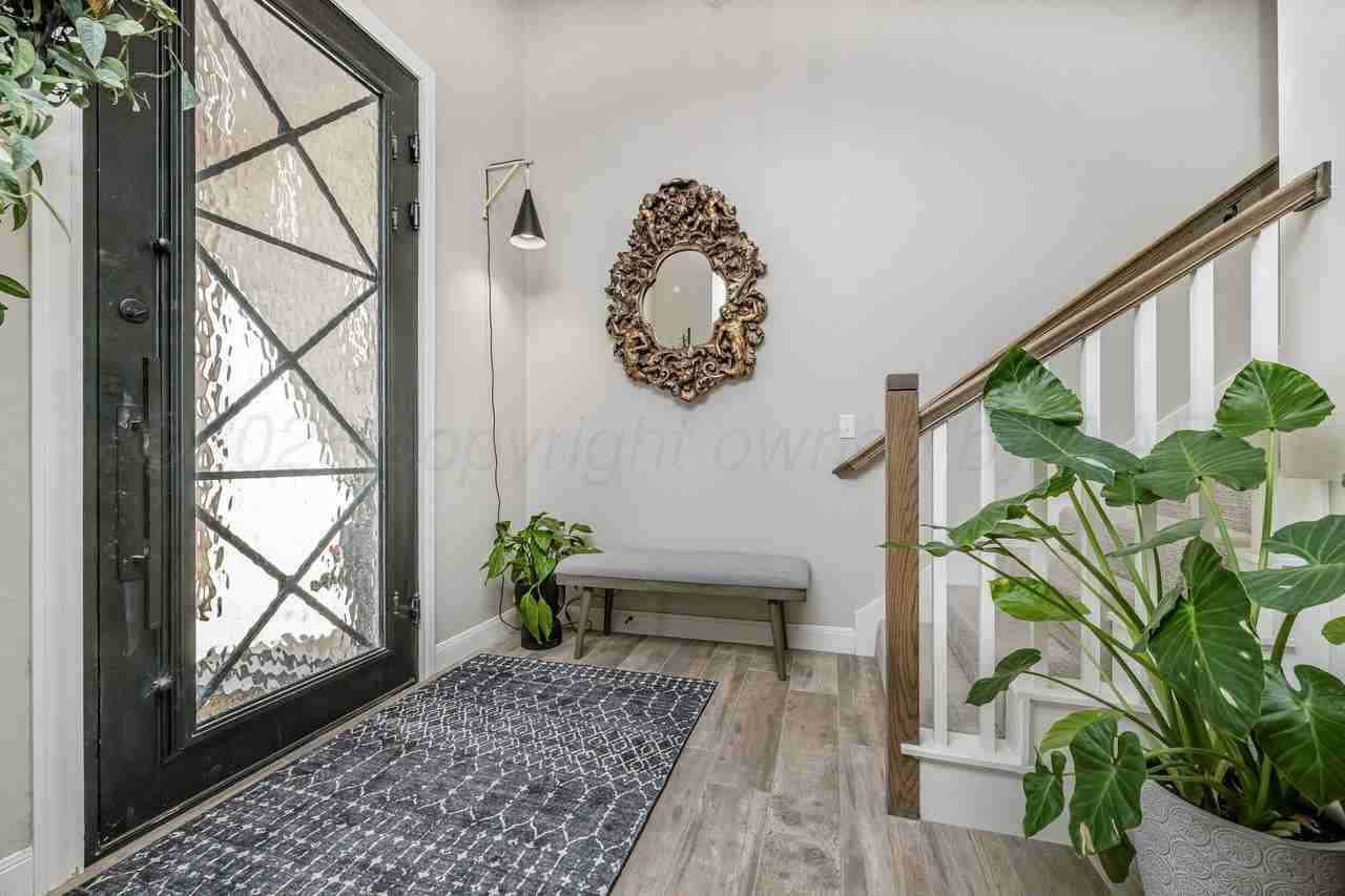 5602 Hillstone Ave - Photo 4 of 32