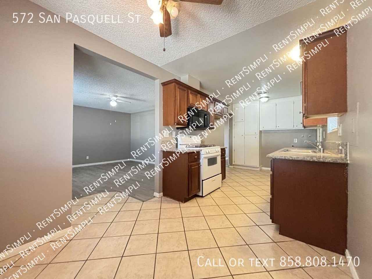 572 San Pasquell St - Photo 5 of 19