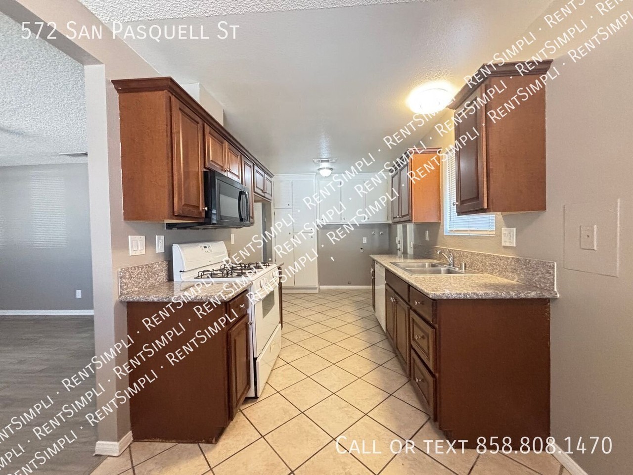 572 San Pasquell St - Photo 6 of 19