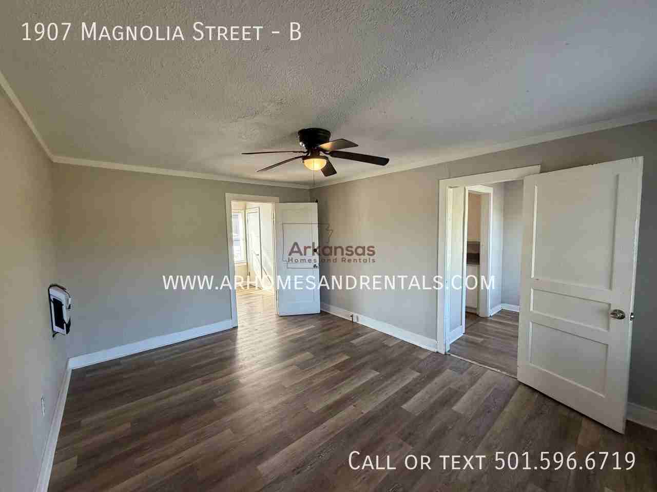 1907 N Magnolia St #B - Photo 7 of 9