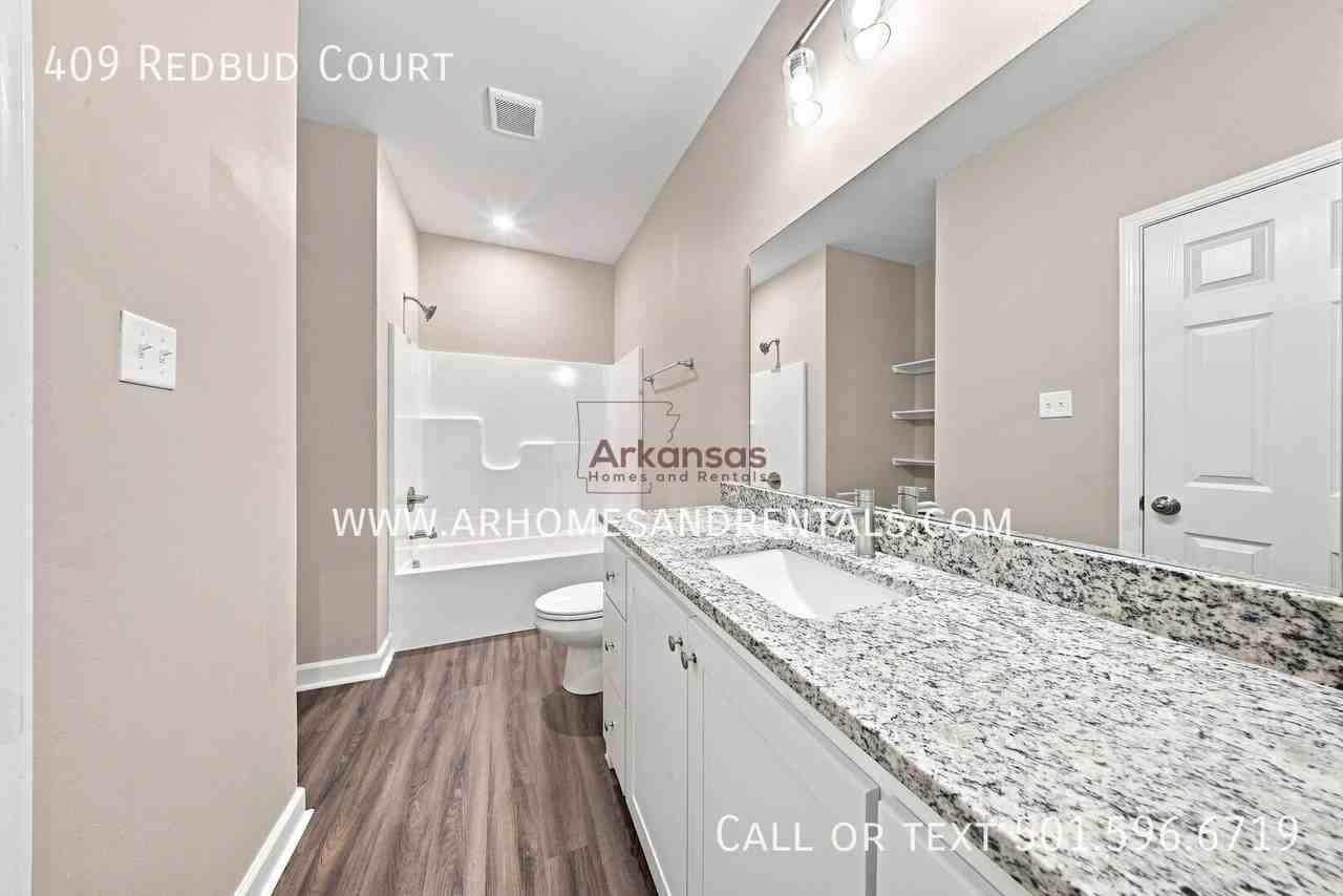 409 Redbud Court - Photo 6 of 17