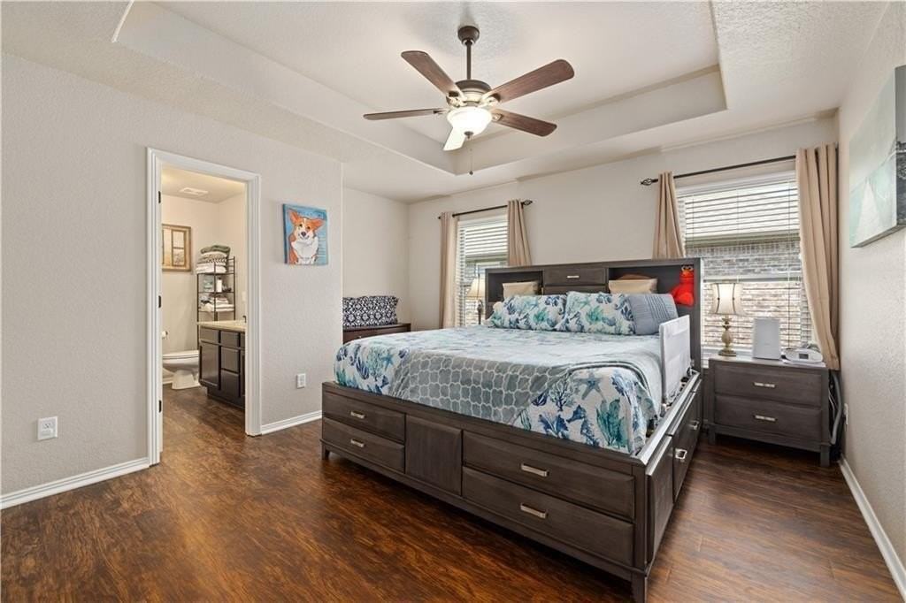 151 Foxglove St - Photo 7 of 15