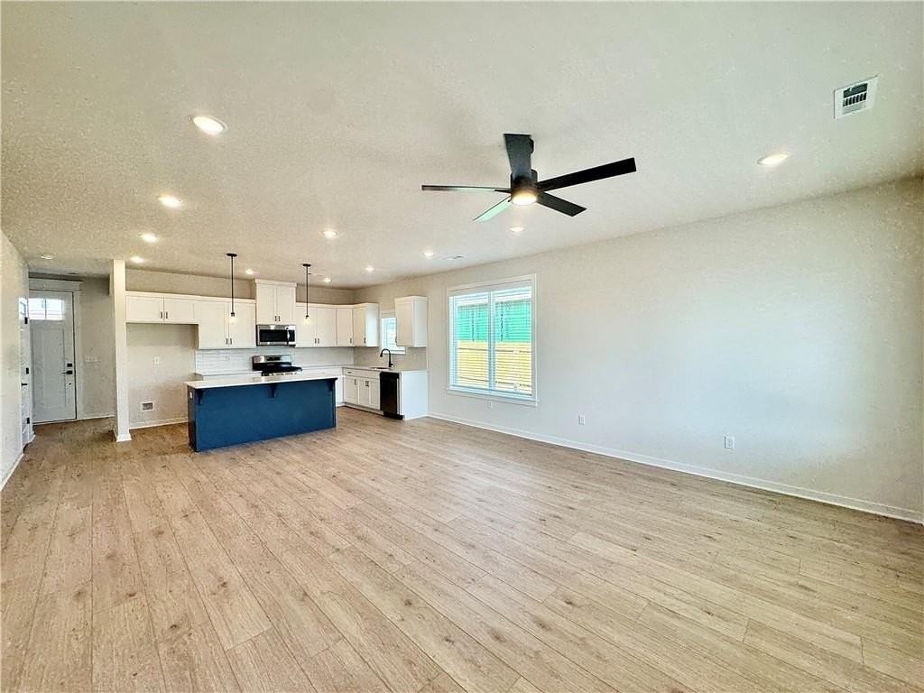 5909 Sw Messenger Ave - Photo 5 of 18