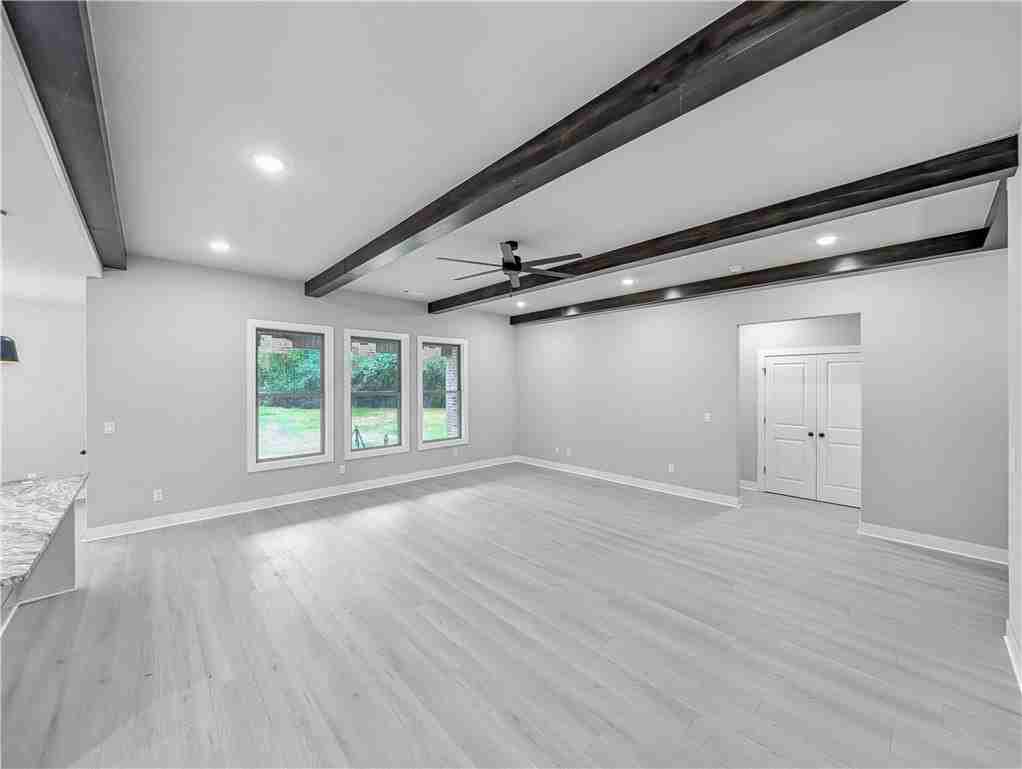 10 Olmsted Cir - Photo 3 of 27