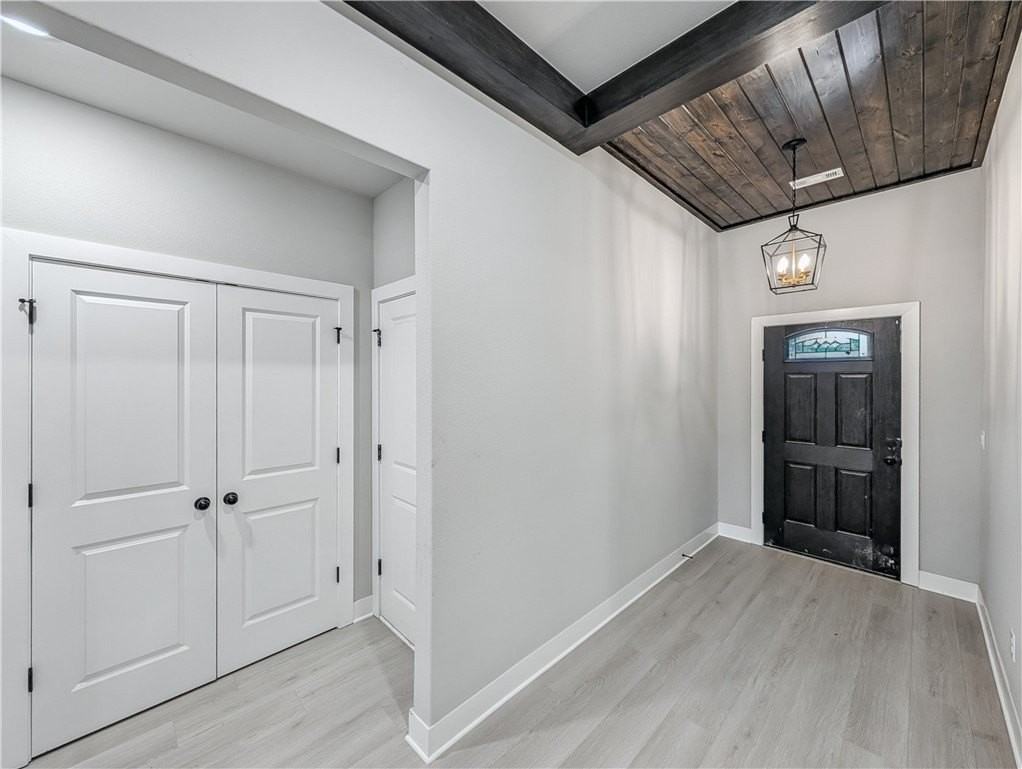 10 Olmsted Cir - Photo 6 of 27