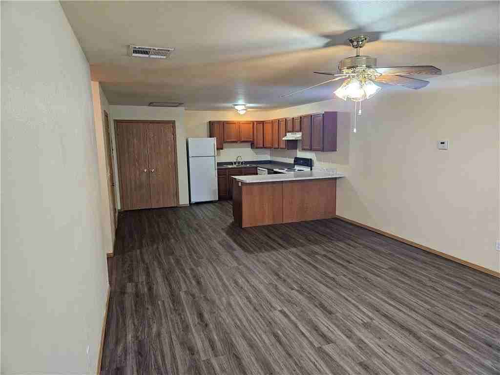121 Sadie Ln - Photo 5 of 14