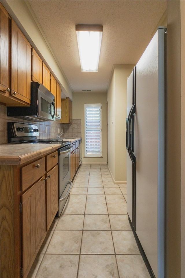 2538 E Sweetbriar Dr - Photo 4 of 13