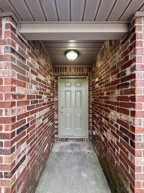 4301 Sw Broadstone Ave #1 - Photo 3 of 17