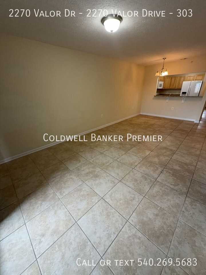 2270 Valor Dr - 2270 Valor Drive #303 - Photo 6 of 10
